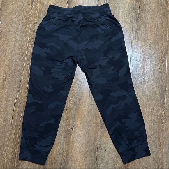 Lululemon Ready to Rulu Jogger Crop Heritage 365 Camo Deep Coal Black Size 8 - Picture 8 of 12